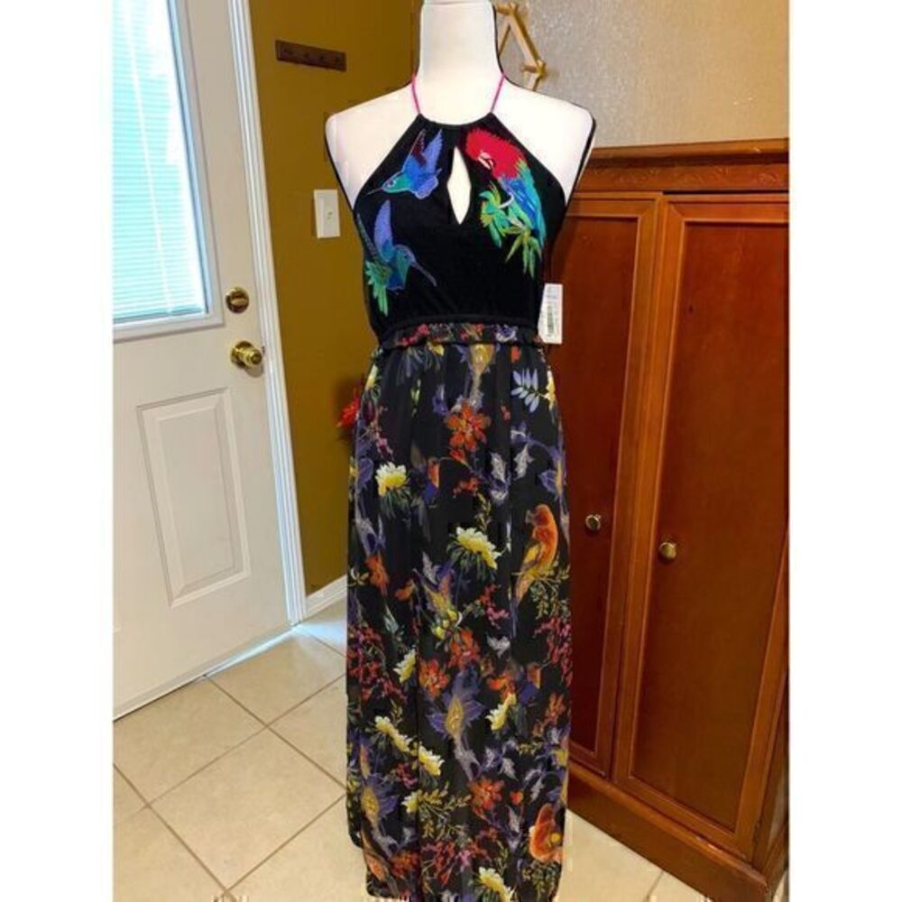 Guess Birds Of Paradise Halter Maxi Dress